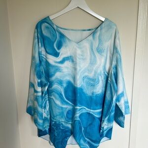 Artistic Poncho Top 5X | Blue White | Artsy Resort V Neck Lightweight